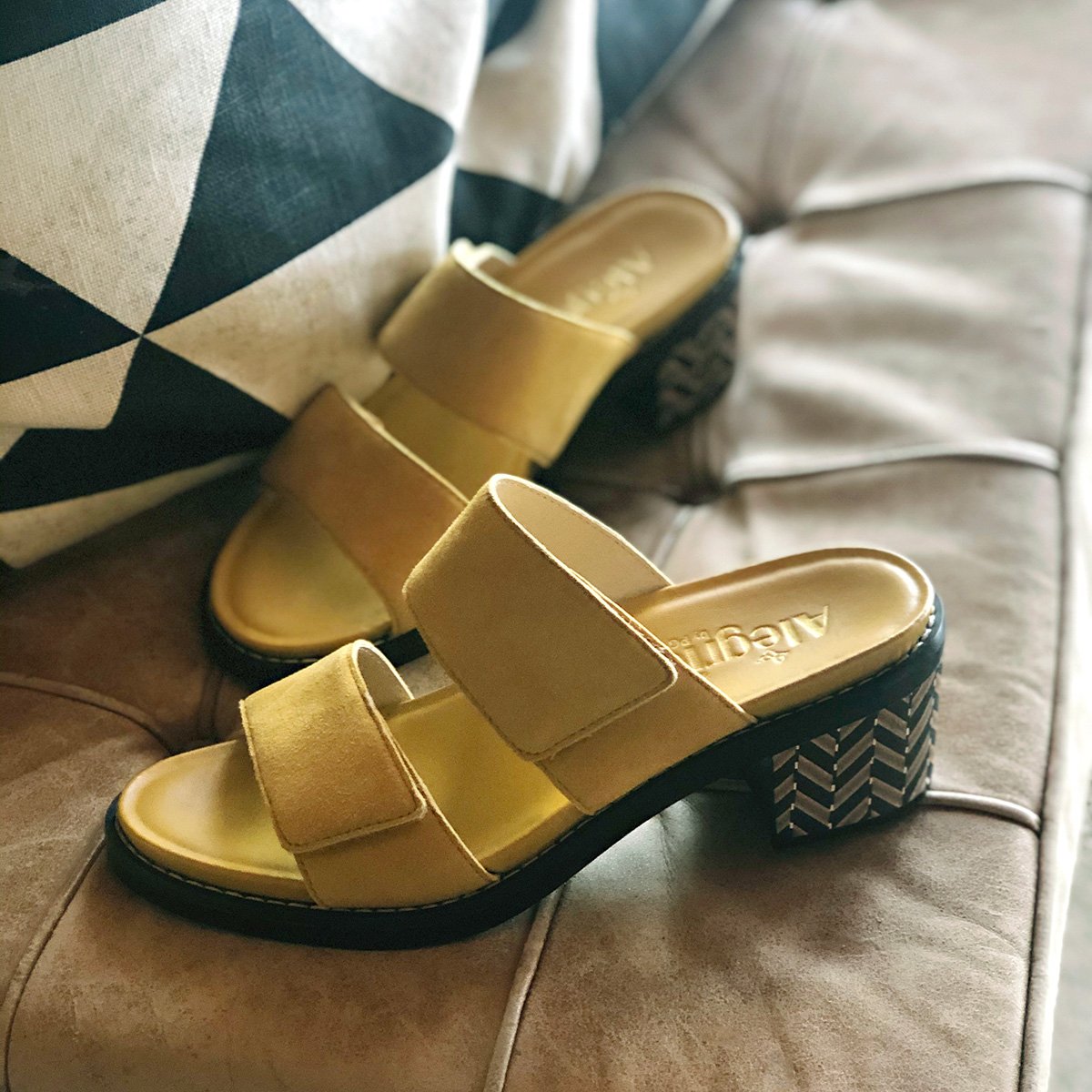 Tia Saffron Sandal - Image 7