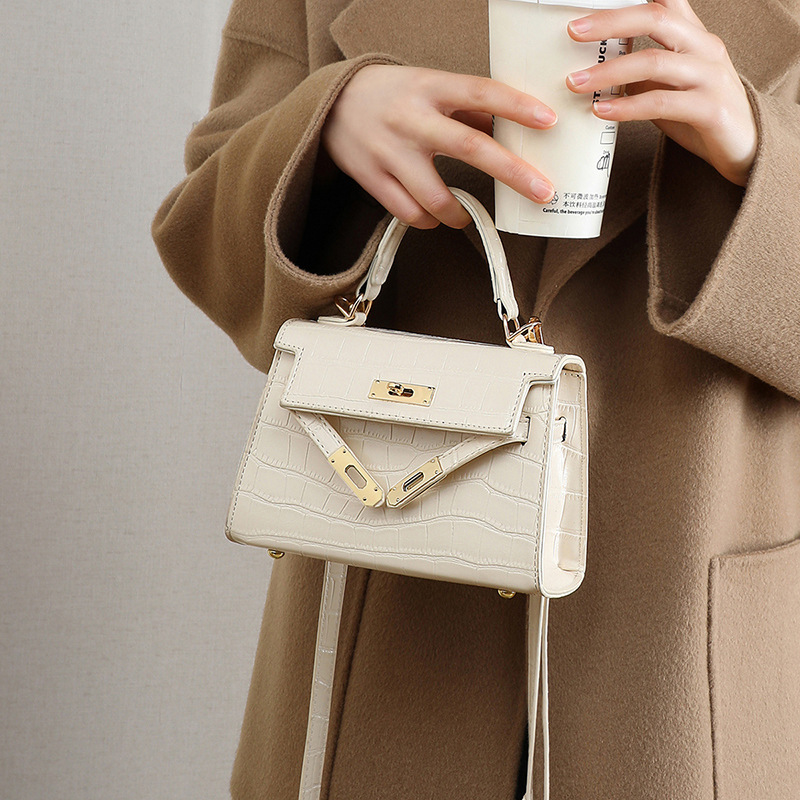 Shoulder Bags for Women - Image 3