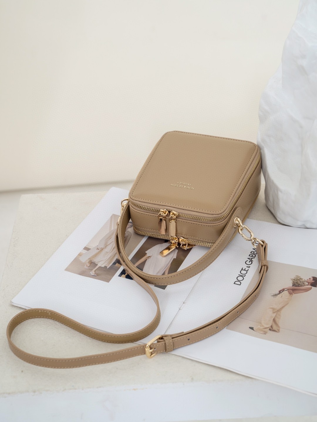 Retro beauty handbag shoulder bag - Image 2