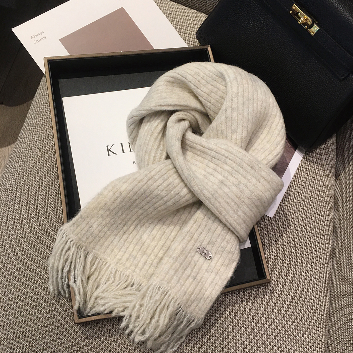 Autumn and winter fashion knitting scarf, 65*180cm