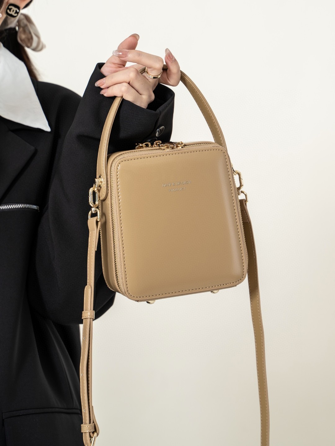 Retro beauty handbag shoulder bag - Image 4