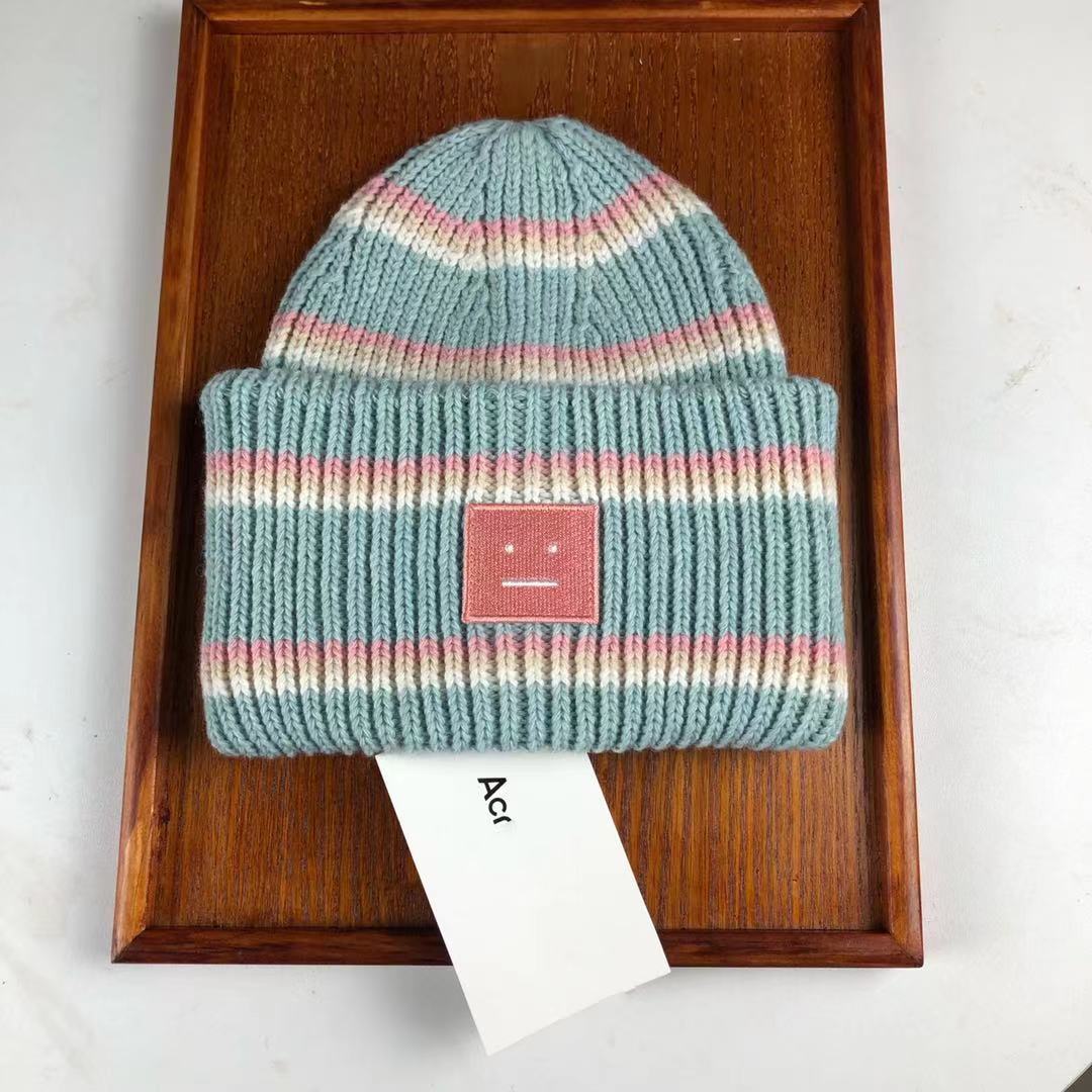 New Knitted hat Set - Image 5