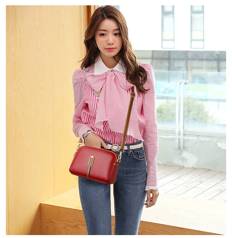 Trendy Shoulder Bag Crossbody Bag - Image 8