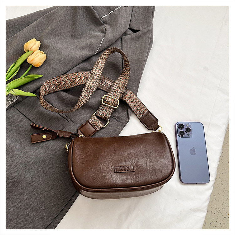 New Women Crossbody Handbag, 22*10*15cm - Image 2