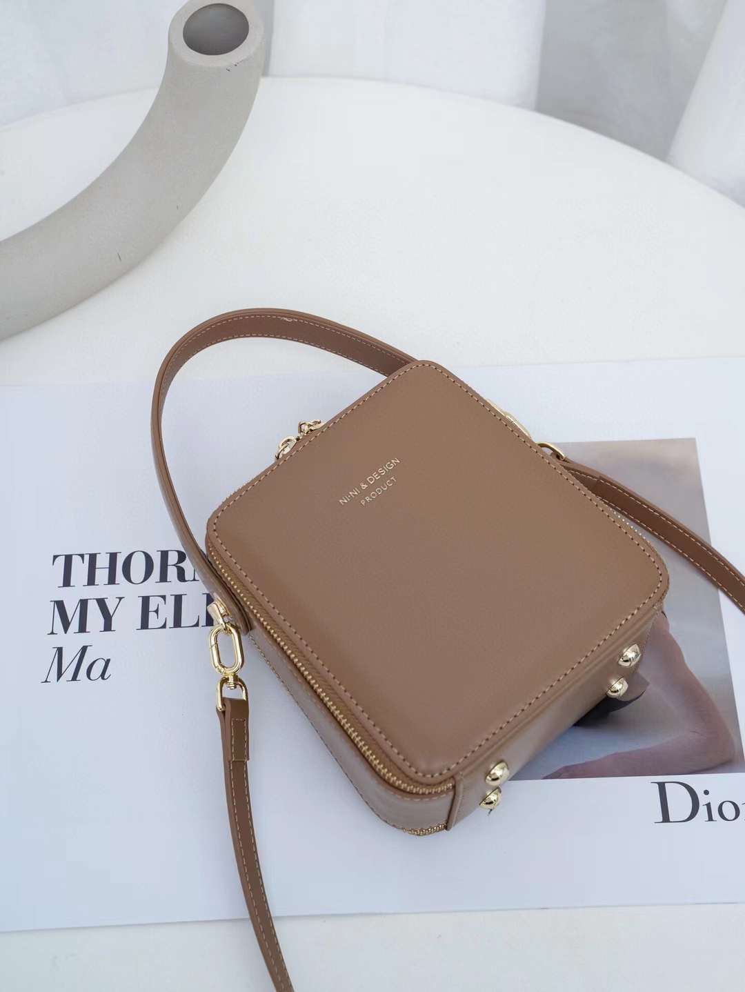 Retro beauty handbag shoulder bag - Image 5